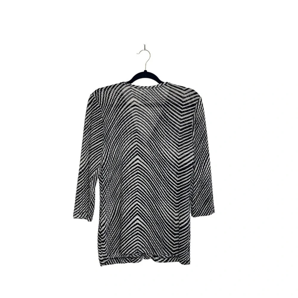 Chico’s Cardigan Black & White Striped Button Thin Semi-sheer 0 Small Women’s - Picture 6 of 11